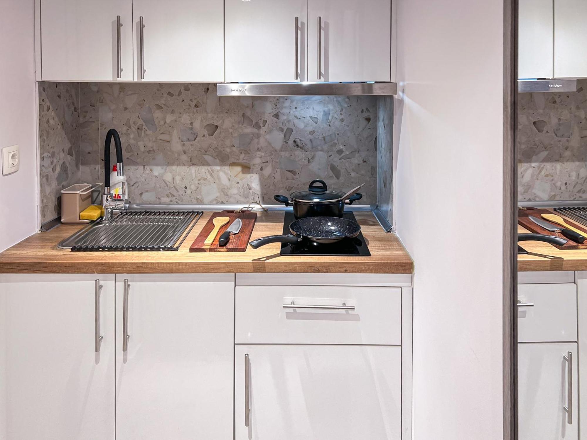 Ikaros Welcome Stay Downtown Loft - Explore Center By Foot - Close To Arch Of Galerius Tessalónica Exterior foto